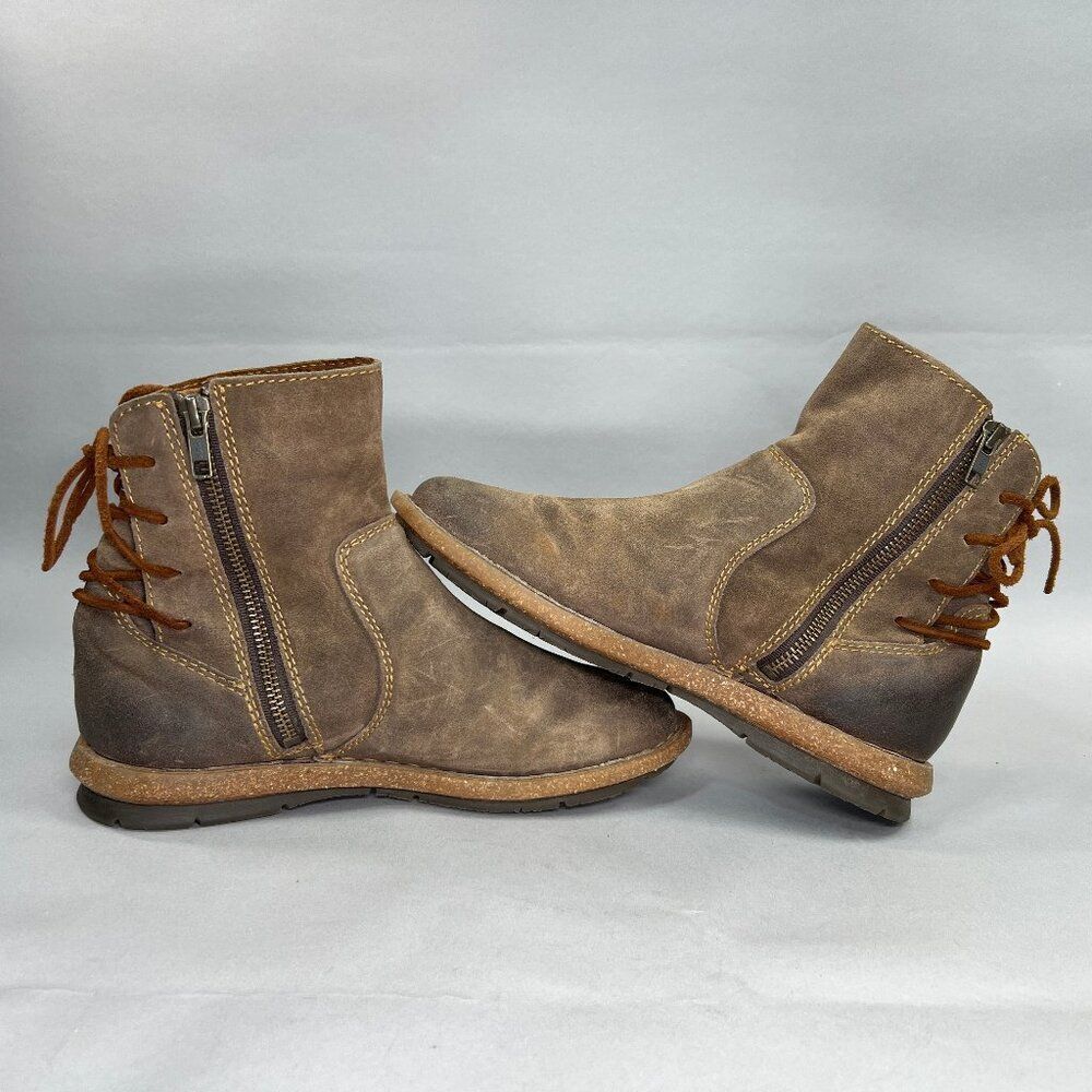 Born Taran Boots‎ Women's Size 7.5 Tan Distressed Suede Leather Ankle Booties - Picture 7 of 13